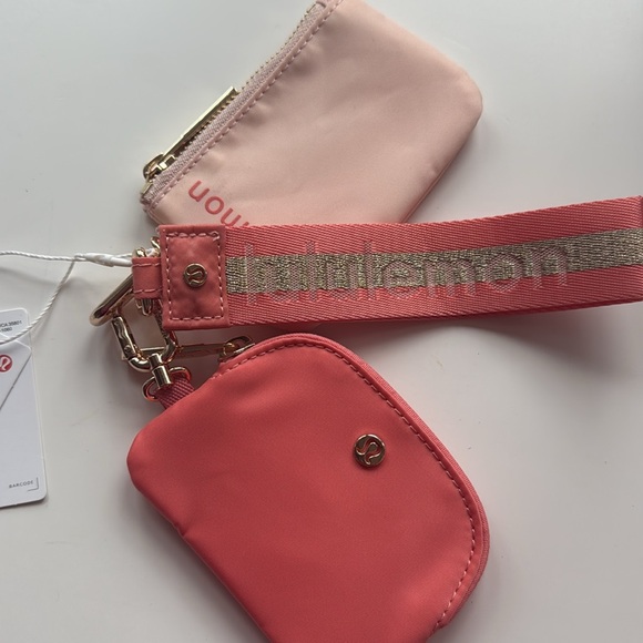 NWT Lululemon Dual Pouch Wristlet Wallet Keychain - Peach Orange Pink Gold - Picture 3 of 3